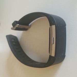Fitbit Charge 2 (scratched)